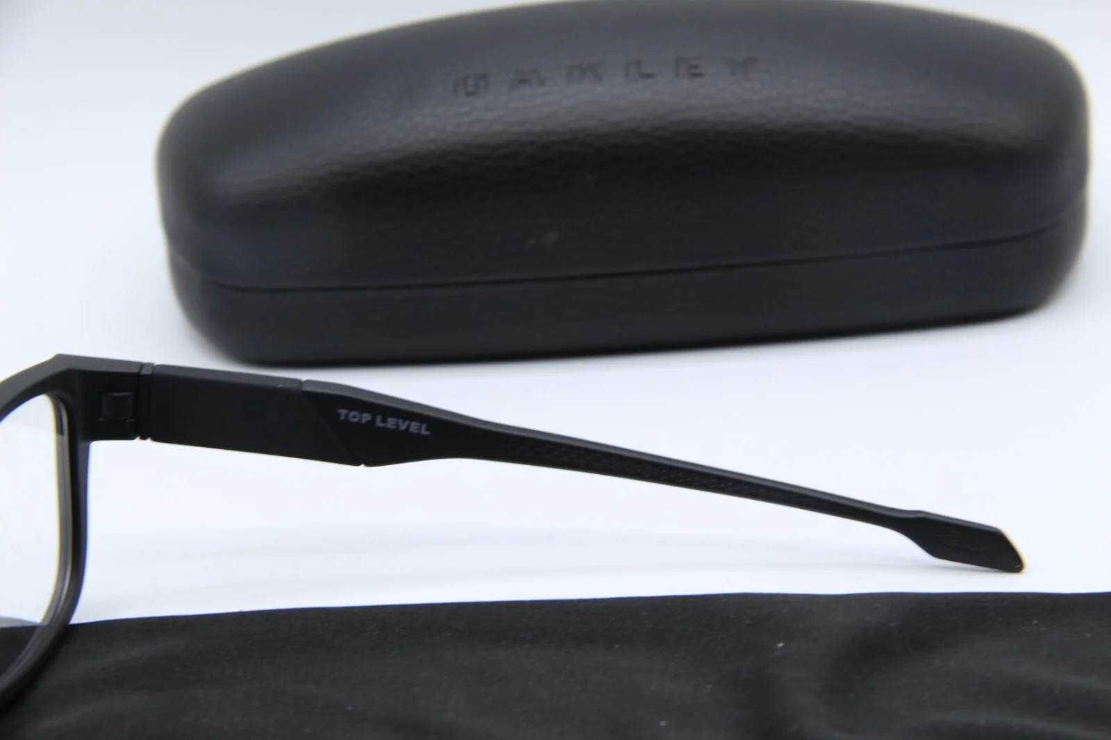 NEW OAKLEY YOUTH OY8012-0150 TOP LEVEL BLACK AUTHENTIC CASE EYEGLASSES 50-15 2